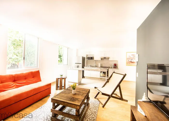 Bright Stylish Near Polanco Apartment Mexico City